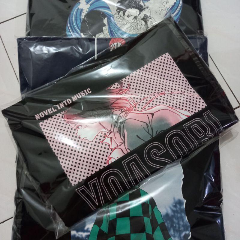 UNIQLO ORIGINAL 100% STORE YOASOBI JUJUTSU DEMON SLAYER MANGA POKEMON PIKACHU ULTRAMAN MICKEY SALE