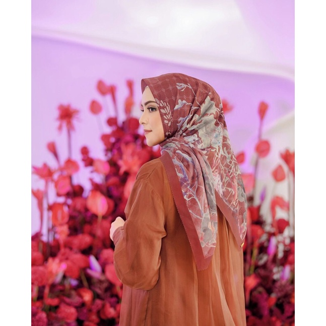 *sold*buttonscarves the xanadu series XL