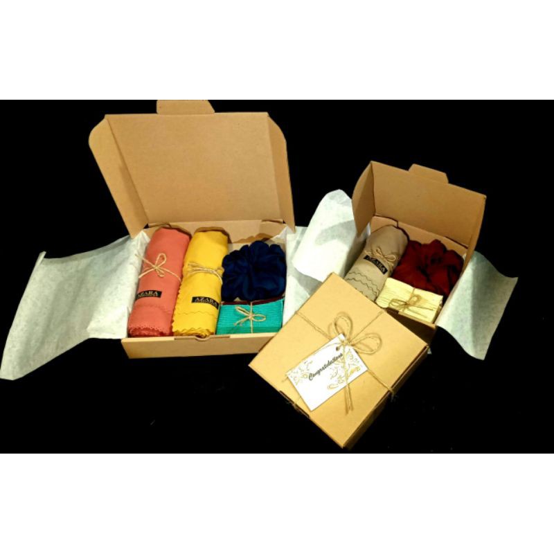 

BOX PACKAGING/HAMPERS/KADO/ULANG TAHUN/WISUDA / GIFTBOX