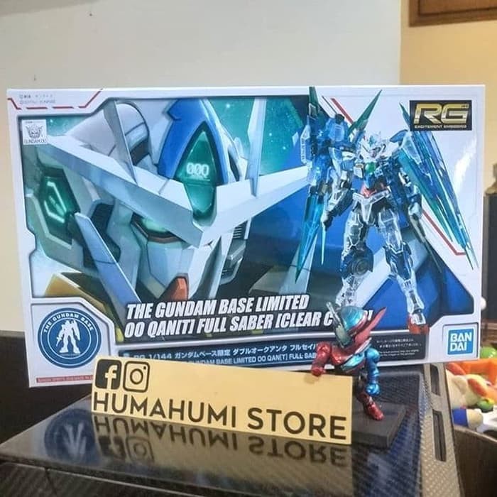 RG 00 QAN[T] Qant Full Saber Clear Color The Gundam Base Bandai