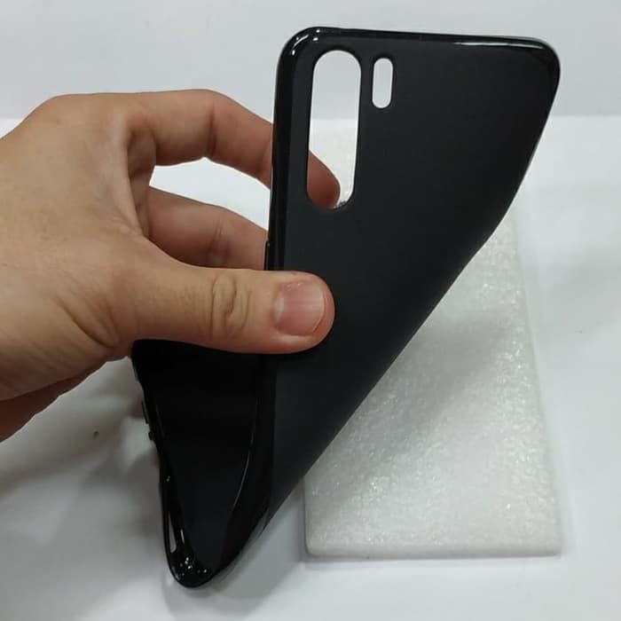 OPPO F15 karet softcase silikon karet hitam mantap