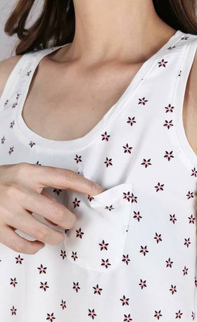 Loft white flower sprinkle moven tank