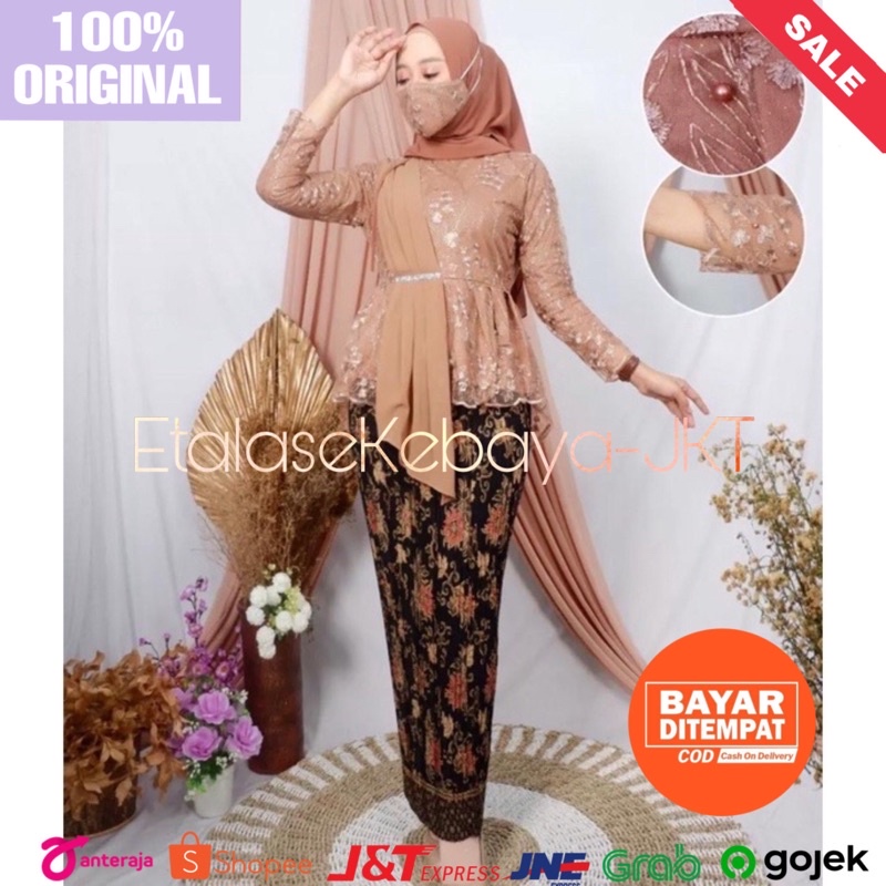 SETBLOUSE SELENDANG – KEBAYA WISUDA – KEBAYA – KEBAYA SELENDANG – ATASAN KEBAYA – KEBAYA SELENDANG MODERN – KEBAYA AURORA – BLOUSE KEBAYA -  KEBAYA SELENDANG COUPLE – KEBAYA SLENDANG – SET KEBAYA WISUDA – ATASAN KEBAYA WISUDA – KEBAYA SELENDANG JUMBO NEW