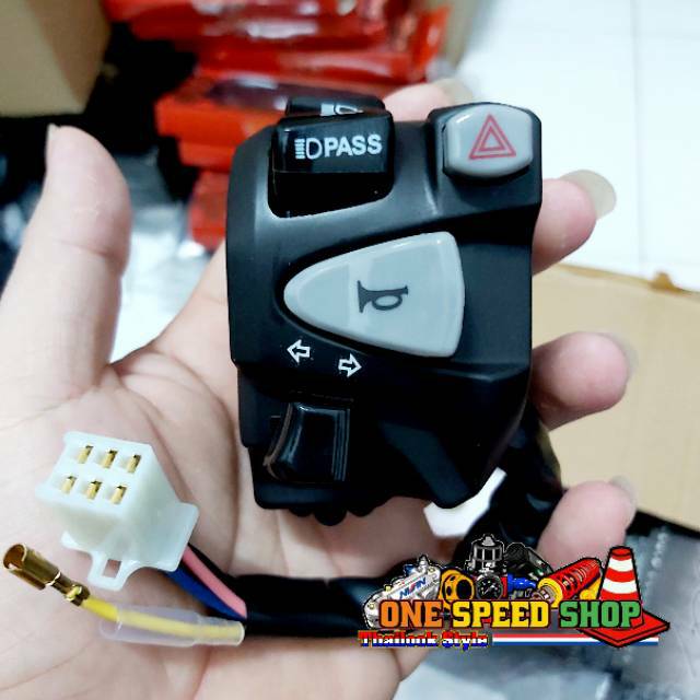 SAKLAR HOLDER KIRI NMAX PCX ADV VIXION CBR SONIC FINO SATRIA FU R15 R25 VARIO