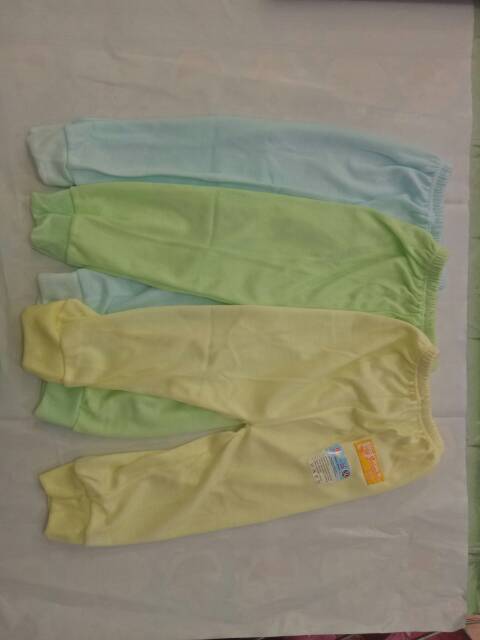 3 pcs Celana Panjang Bayi SNI Bahan Lembut Size M