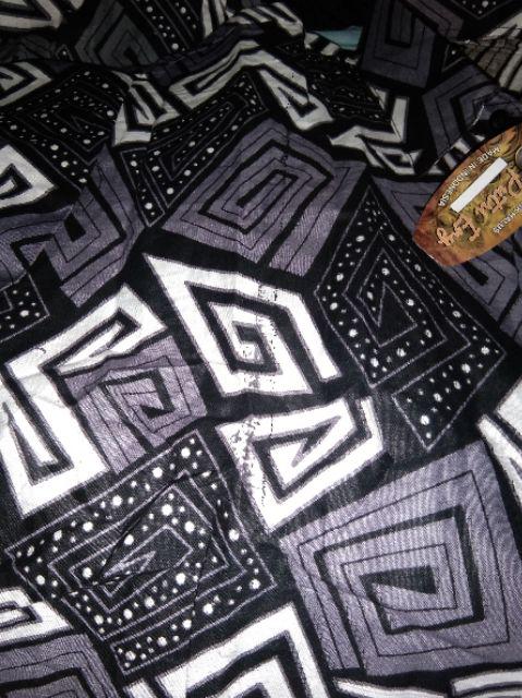 Tunic Batik Cantik Modern Tunik Serut Mozaik Mono Monokrom Monochrome Seragam Kantor Kerja