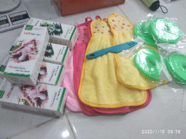 Kasimurah K178 Pengupas Buah Bentuk Apel Lipat Souvenir Pernikahan Wedding Parutan Buah Import Murah