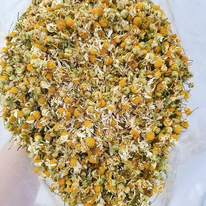 

[ COD ] Chamomile tea/herbal tea50gram by veetea TERJAMIN Kode 124