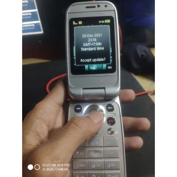 Sony Ericsson Z750i