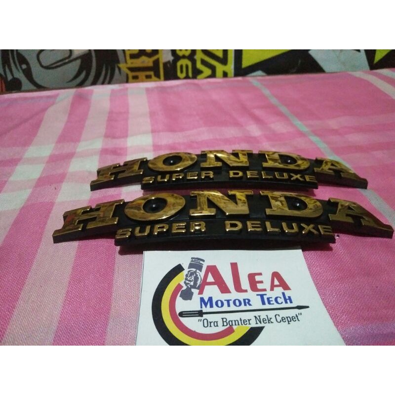 EMBLEM GL100 Emblem tangki gl100