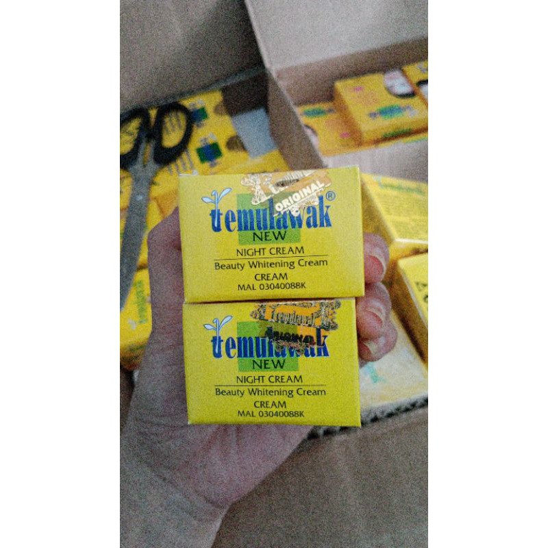 

Cream Malam Temulawak Original Malaysia