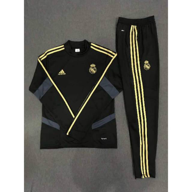 JAKET SWEATER MIDLAYER BOLA CLUB REAL MADRID HITAM MUSIM 19 20 GRADE ORI