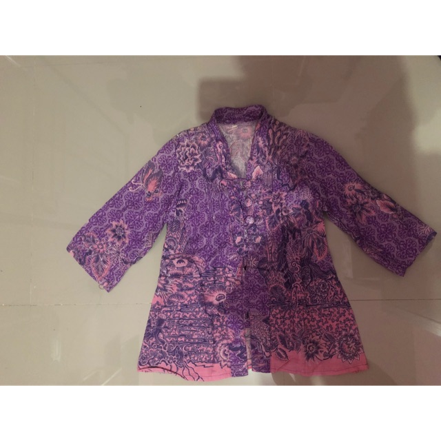 Batik model kebaya