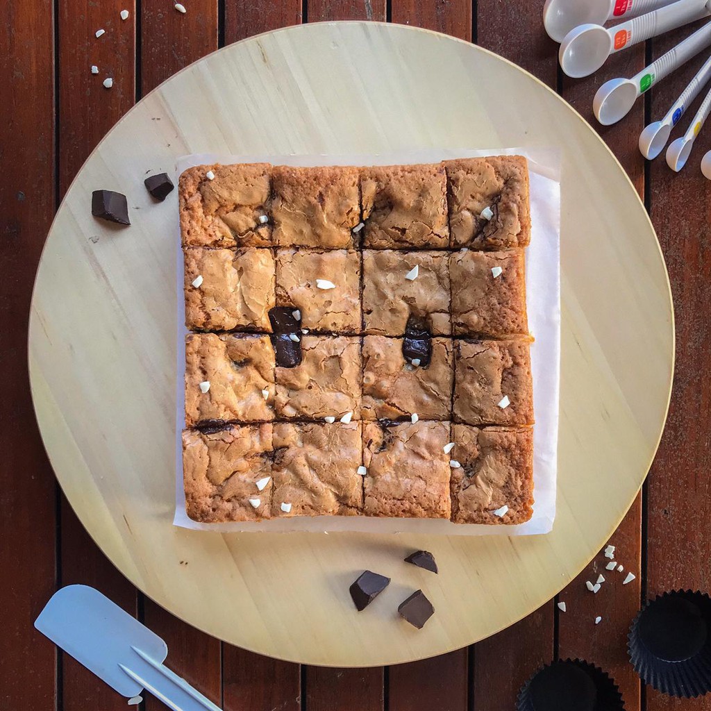 

ROCKY-ROAD BLONDIES