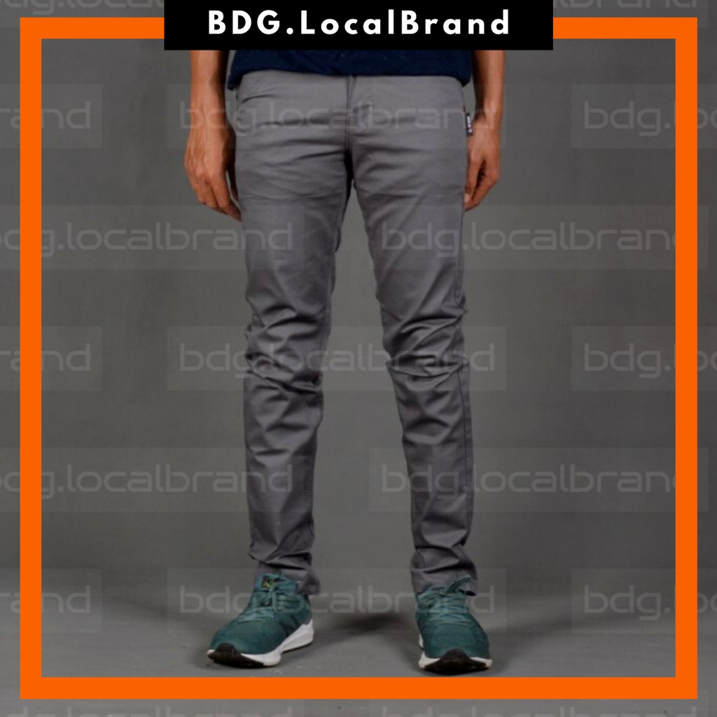 CHINO INONE GREY