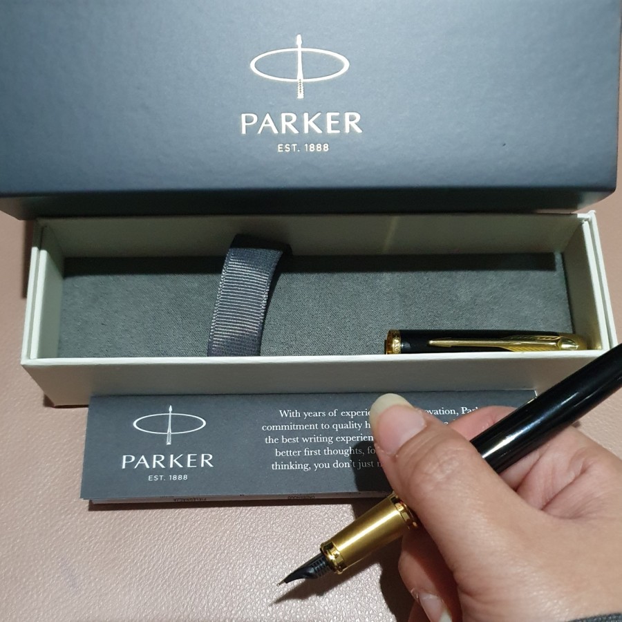 

PS-Pulpen Parker Original IM LQ BLACK GT FOUNTAIN PEN Free Grafir Nama