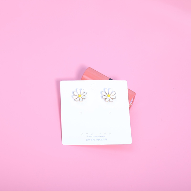 Anting Wanita Daisy Sun Flower Bunga Daisy dan Gaya Simple Korea-Sun Flower - Stud