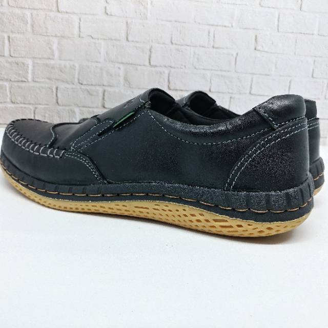 Kickers Sepatu Casual Kulit Asli Pria Elegan Isimewa Murah