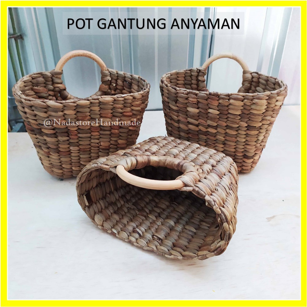 POT GANTUNG ANYAMAN ENCENG GONDOK / POT BUNGA KERING NEW MODEL