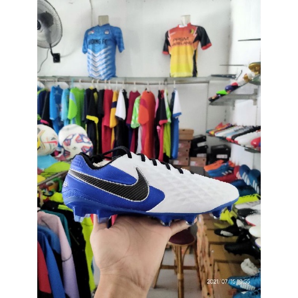 Nike Tiempo legend8