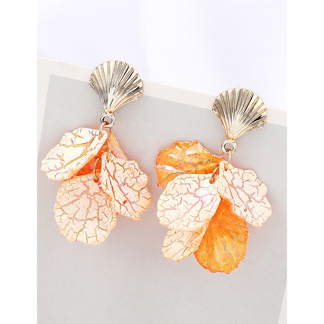 LRC Anting Tusuk Shell Earrings Y61785