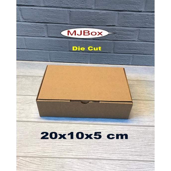 

Kardus/Karton box Uk. 20x10x5 cm.........Kardus Pizza
