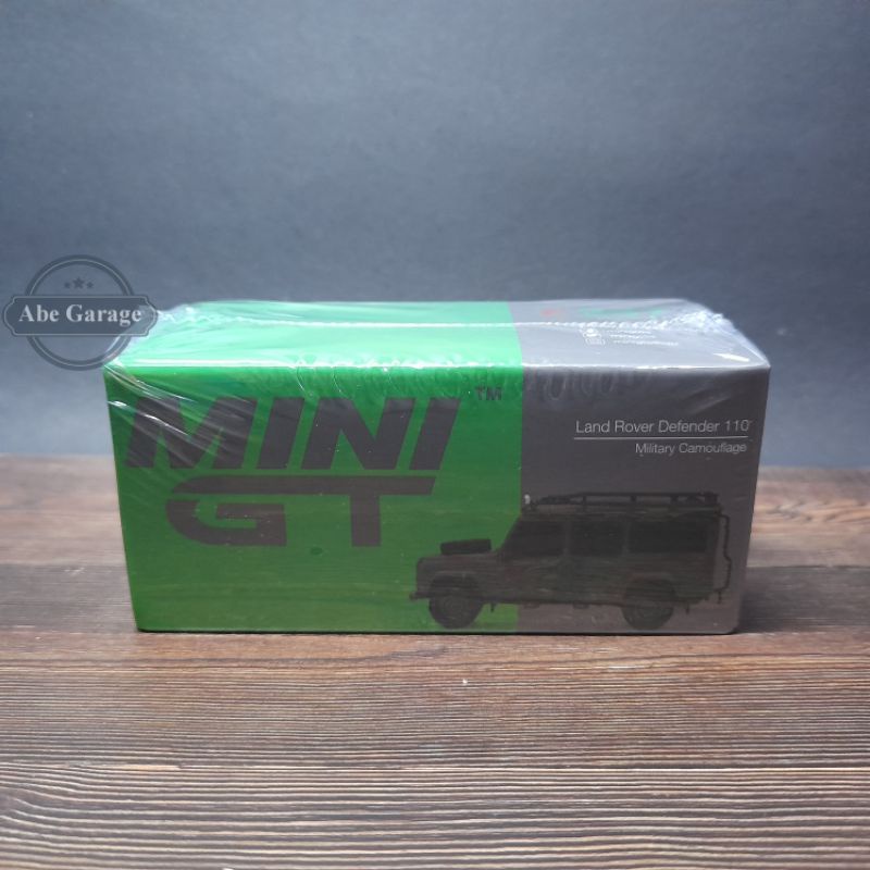 Mini GT Land Rover Defender 110