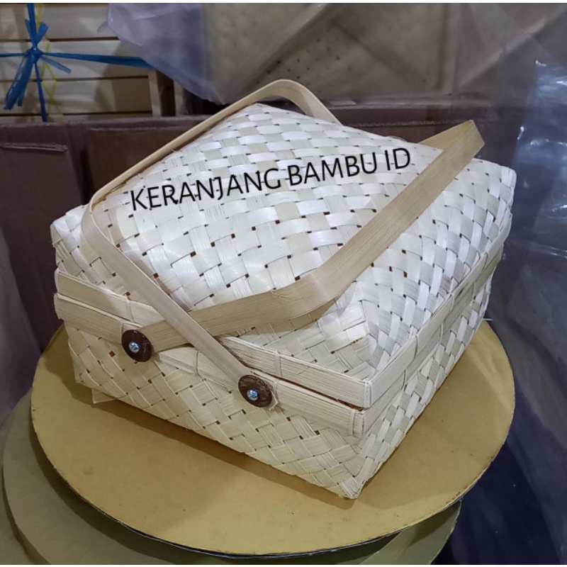 Besek / Bambu Kaki / Dengan Pegangan / Besek Sokase / Hampers Bambu/ Sokase Tangkai