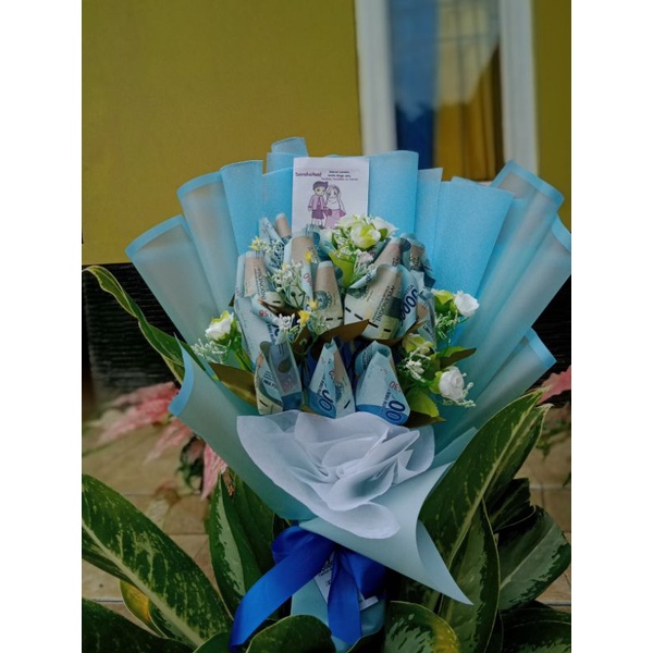 Buket uang isi 16 lembar uang kertas