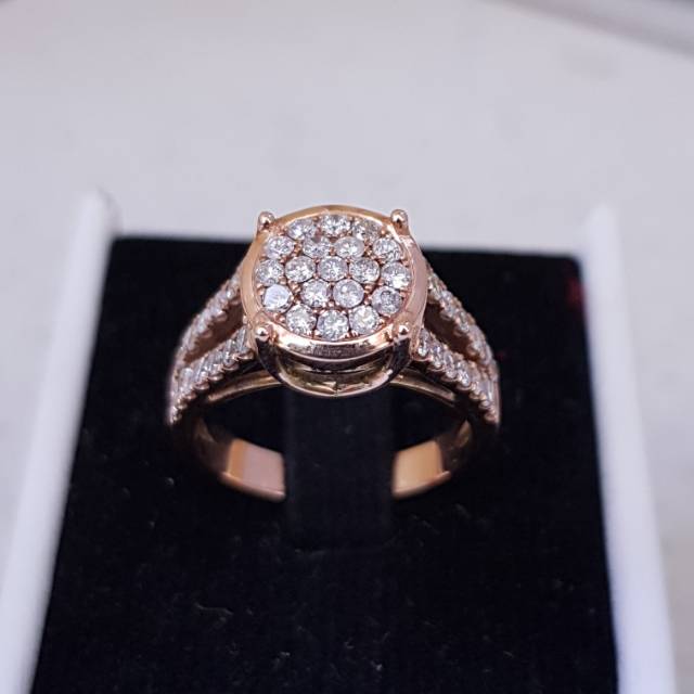 Cincin emas berlian eropa asli dan natural