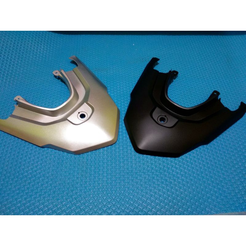 COVER RR CENTER -COVER PET ATAS STOP LAMP VARIO 125-150 NEW ALL 2018- 2019 ORIGNAL K59