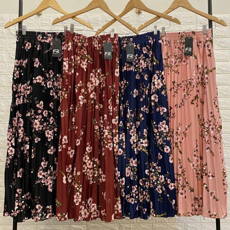 ROK PLISKET IMPORT MOTIF BUNGA
