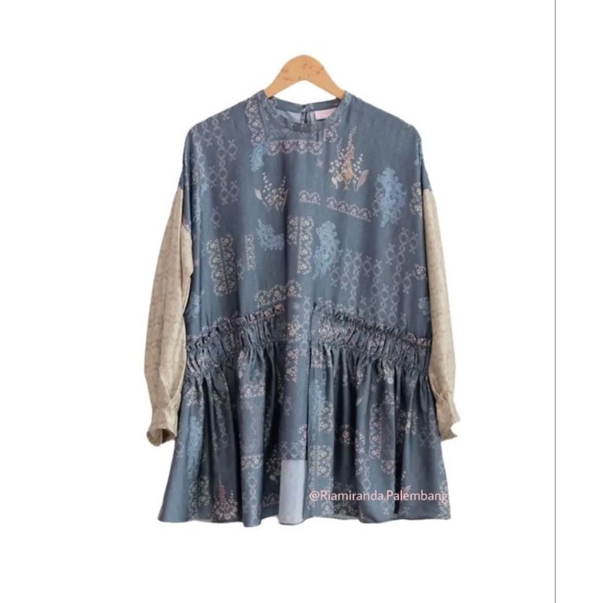 SALE ANUVA TOP RIA MIRANDA