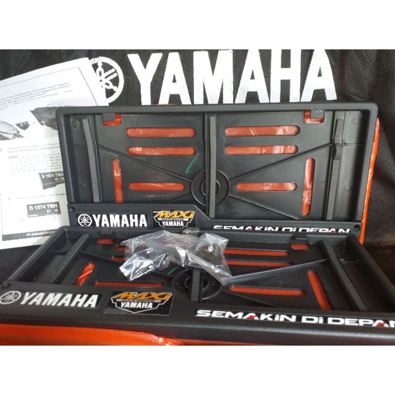 Cover Plat Nomor Yamaha Ori Tatakan Dudukan Plat Nomor Motor Yamaha Maxi Asli Nmax Aerox Fino Mio