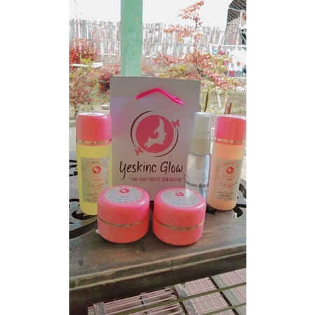 CREAM PEMUTIH WAJAH GLOWING || PAKET PERAWATAN WAJAH || SKINCARE FARMASI AMAN BUMIL BUSUI