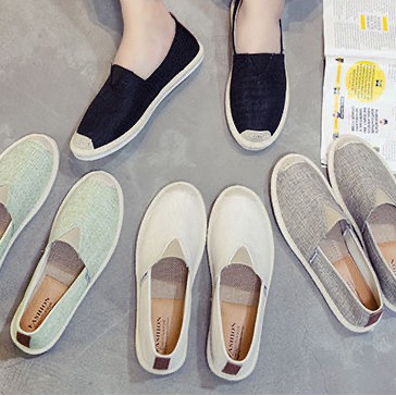 Sepatu Pria Kasual Slip On Sepatu Casual Trendy Original Import Kualitas Bagus Nyaman Dipakai