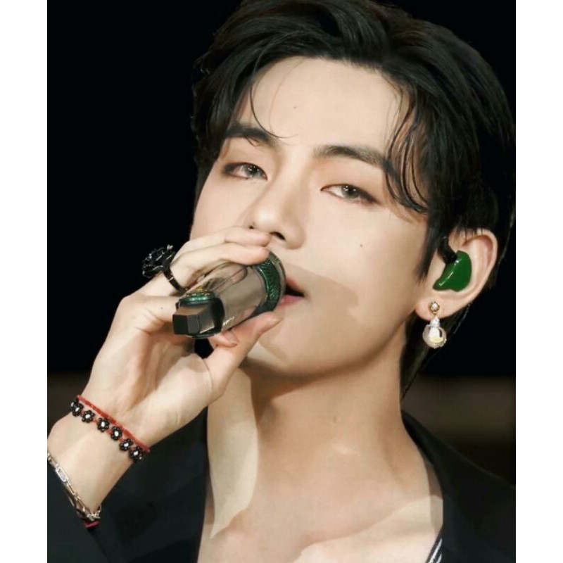 Black Daisy V BTS Bracelet