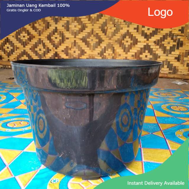 Pot ukuran 20 cm