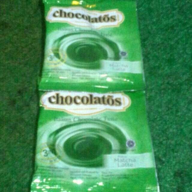

Chocolatos matcha latte