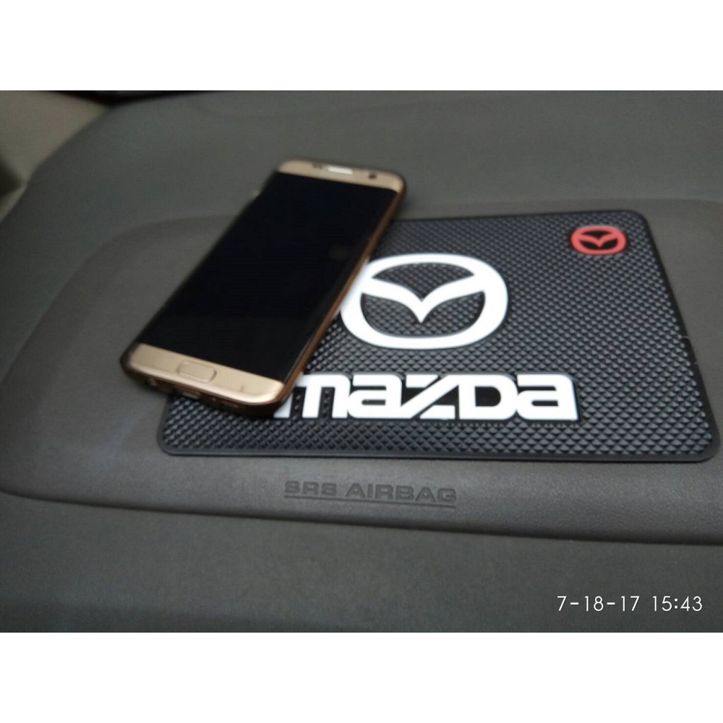 Dashmat Anti slip sticky pad Hp Gps dashboard mobil MAZDA 2 3 5 7 Biante CX-5 CX-7 CX-9 CX 5 7 9