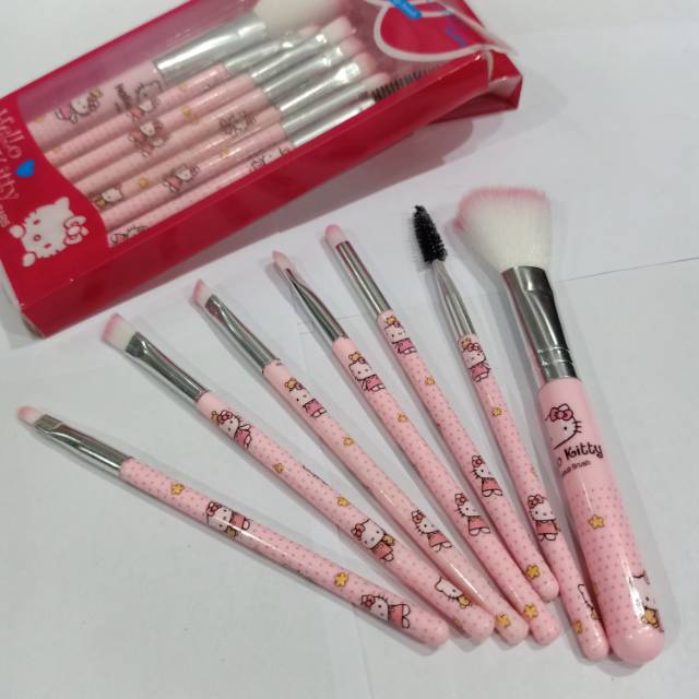 Kuas make up hello Kitty 1 set isi 7