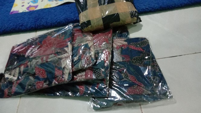 Maura Couple - Sania Ruffle Batik Couple Ori Ndoro Jawi -  Batik Modern