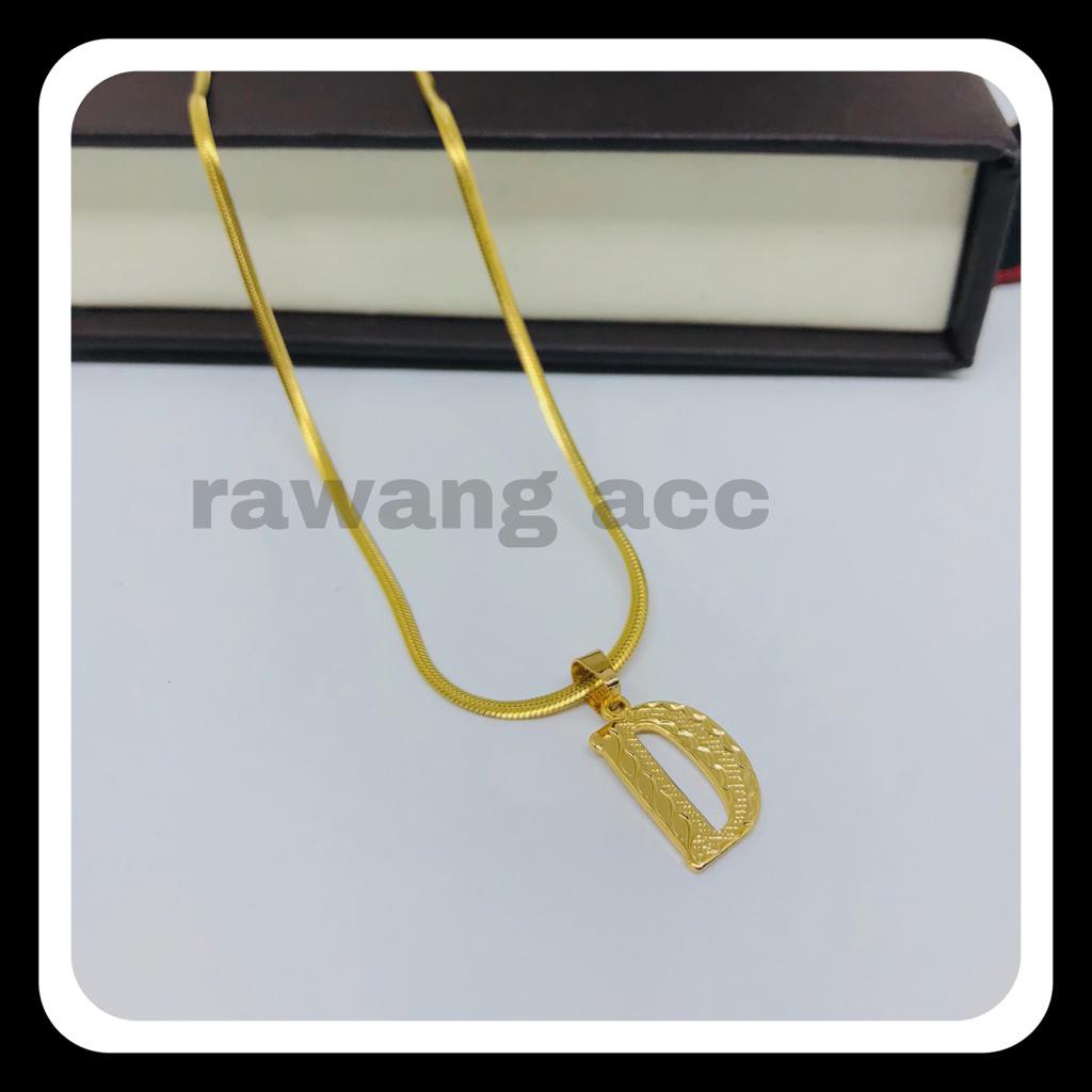 Kalung Titanium Fashion Wanita Liontin Abjad Huruf D Warna Gold Anti Karat Selamanya