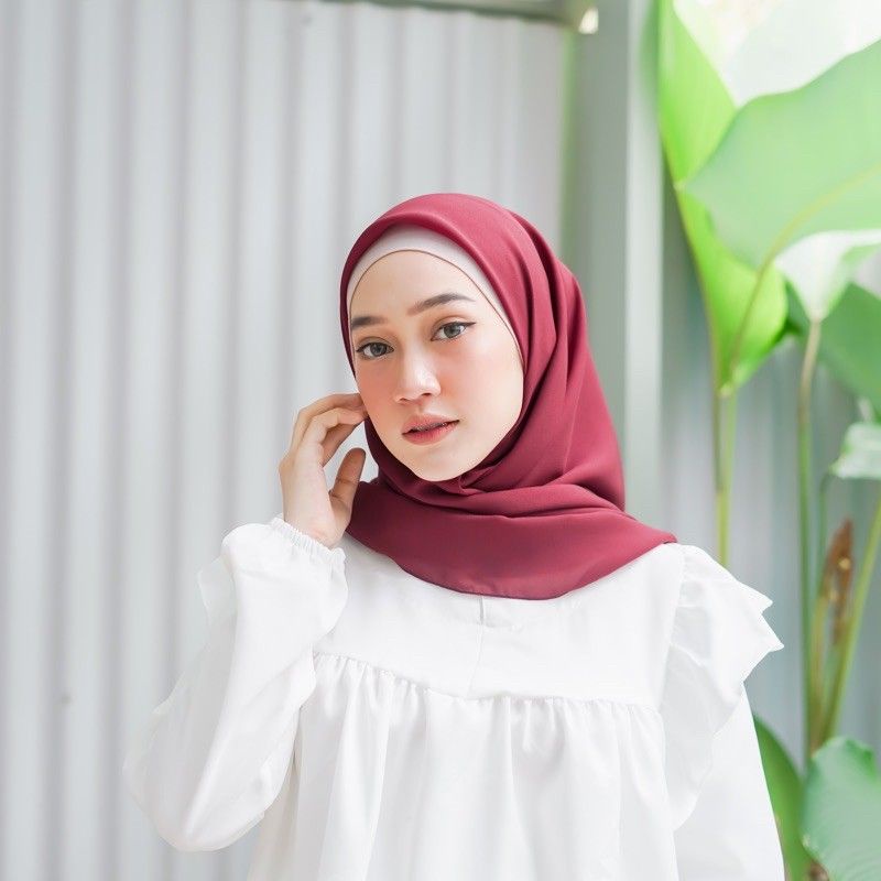 Hijab Segi Empat Polos Bella Square PollyCotton Kerudung Segi Empat Bella Double Hycon Nayla Hijab