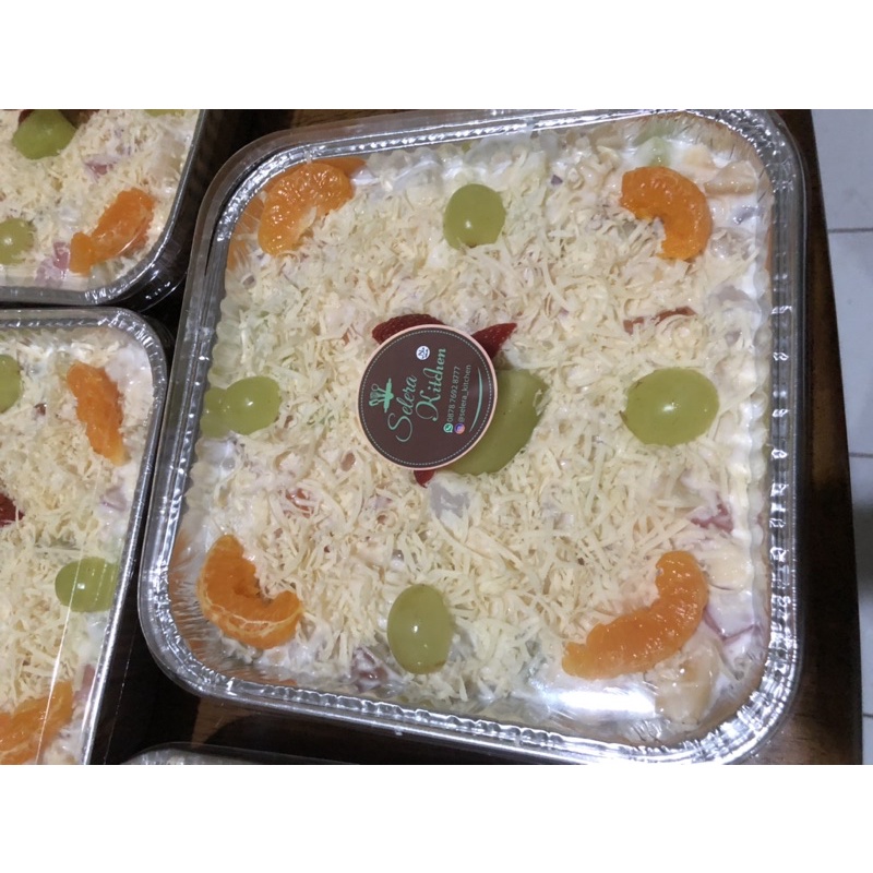 

Salad buah yogurt