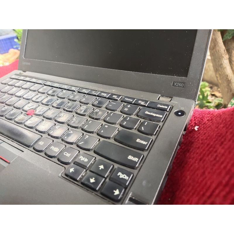 Laptop Lenovo Thinkpad X260 Core i5 Gen6 8gb/SSD 120