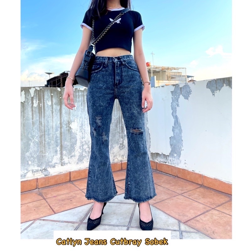 Celana Jeans Cutbray Sobek / Celana Jeans Cutbray Rawis / Catlyn Snow