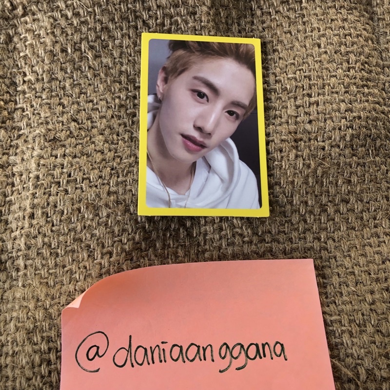 official PC GOT7 Mark Eyes On You