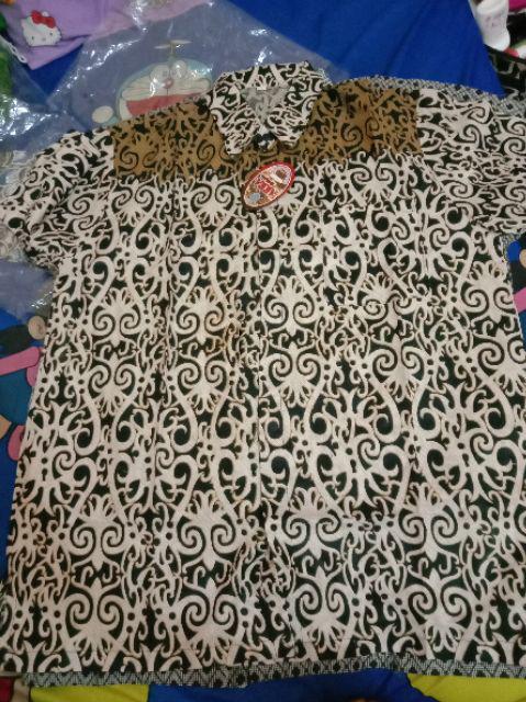 Hem Batik Kencana Hitam | Atasan Pria Batik Modern Batik Pria Motif New Sekar Warna Merah Pekalongan