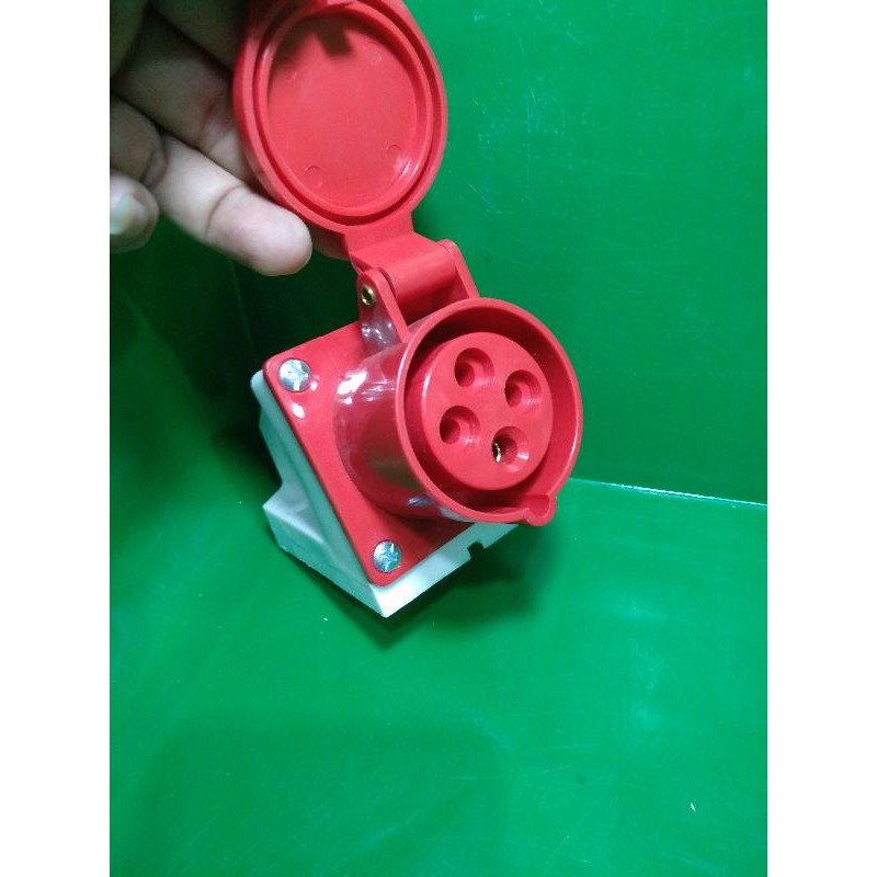 SOCKET S.F MOUNTING / INDUSTRIAL MOUNTING 4PIN